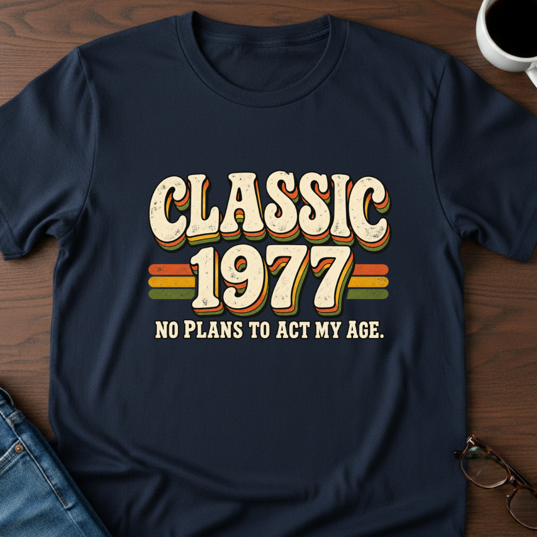 Classic 1977 - Birthday T-Shirt